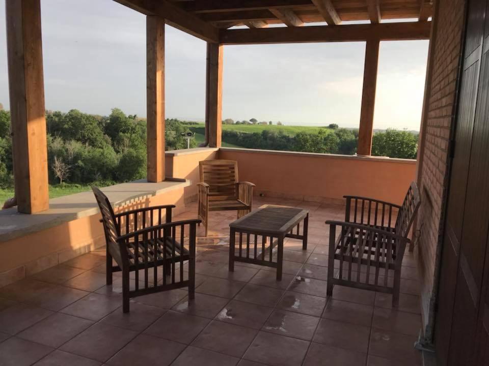The Bell Tower Lodge Palidoro Luaran gambar